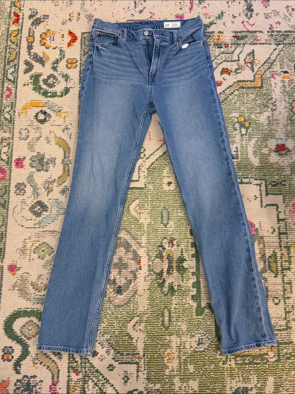 GAP Women's Straight Leg Jeans in Medium Blue Wash